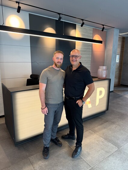 Setkání, které nás těší. Do výroby dnes dorazil @vytiskarchitekt …